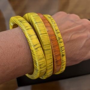 Set of 4 cuff  vintage bracelet.